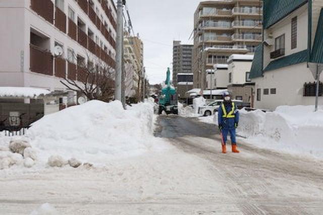 3/7〜3/8 町内生活道路の除排雪が行われました | レポート | 札幌幌西第15分区町内会
